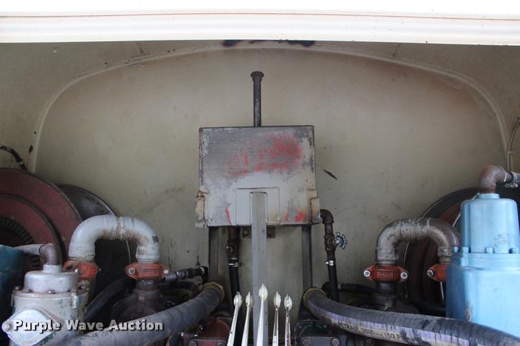 image for item L4991 1981 International S1900 fuel truck