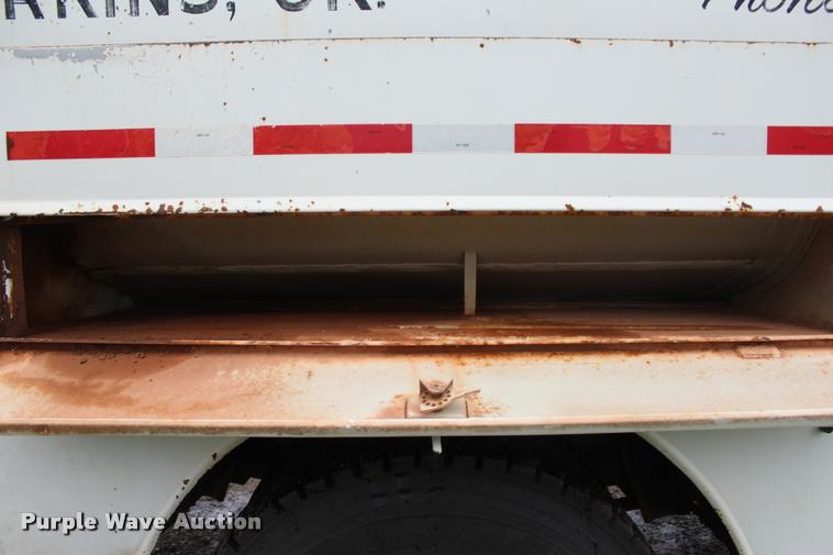 image for item L4991 1981 International S1900 fuel truck