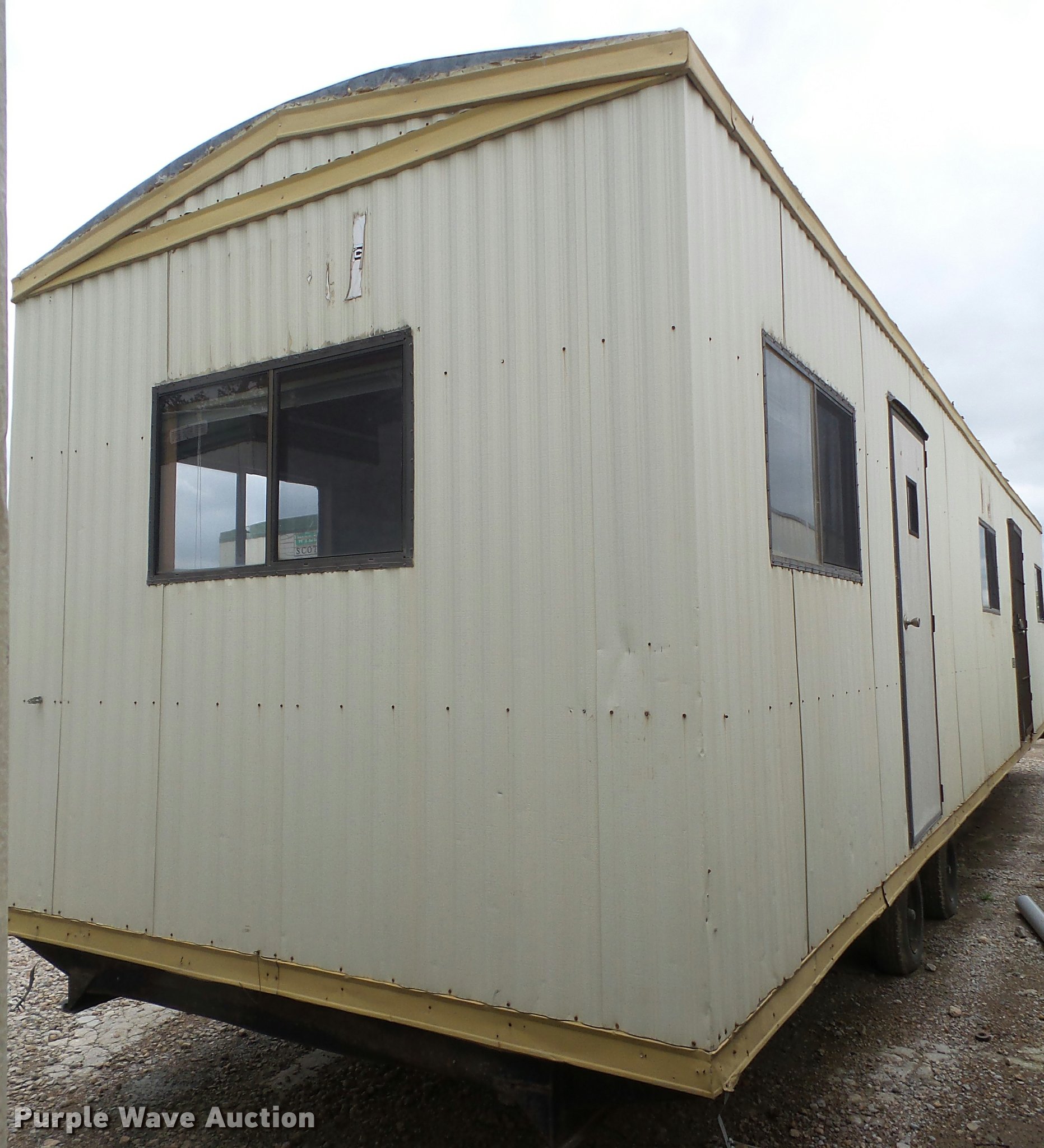 2000 Action Mobile office trailer in Topeka, KS Item DA8205 sold