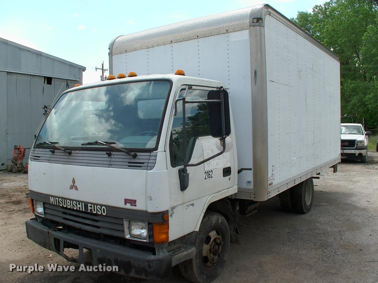 1995 Mitsubishi Fuso FE box truck in Tulsa, OK | Item L3094 sold ...