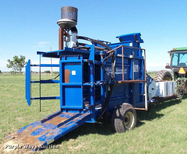 image for item DA6180 GFC Bale Band-It 100 bale bundler