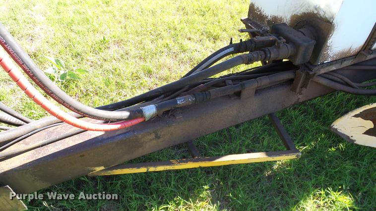 image for item DA6180 GFC Bale Band-It 100 bale bundler