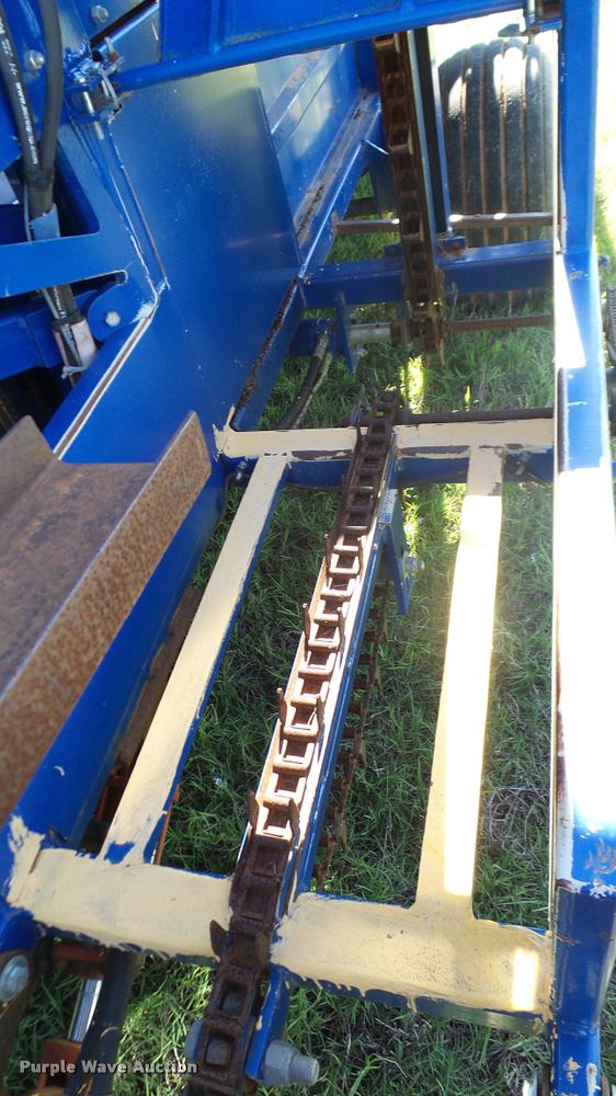 image for item DA6180 GFC Bale Band-It 100 bale bundler