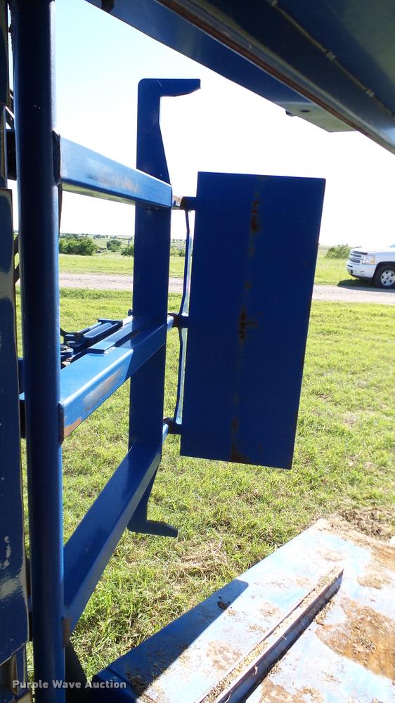 image for item DA6180 GFC Bale Band-It 100 bale bundler