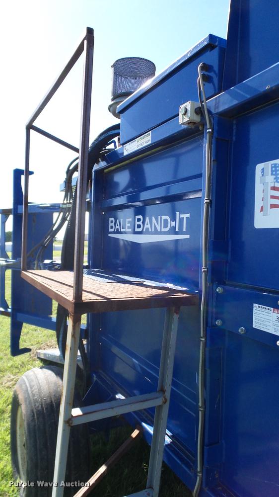 image for item DA6180 GFC Bale Band-It 100 bale bundler