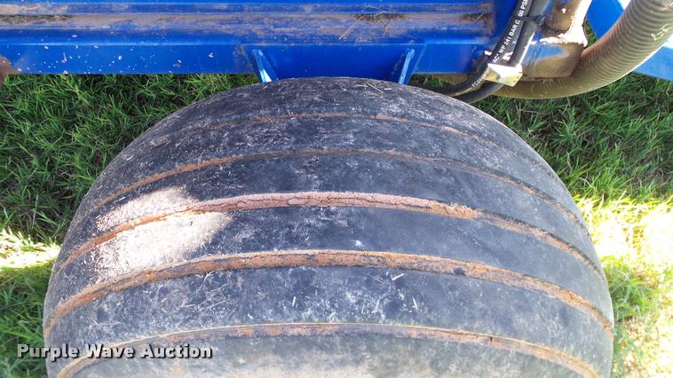 image for item DA6180 GFC Bale Band-It 100 bale bundler