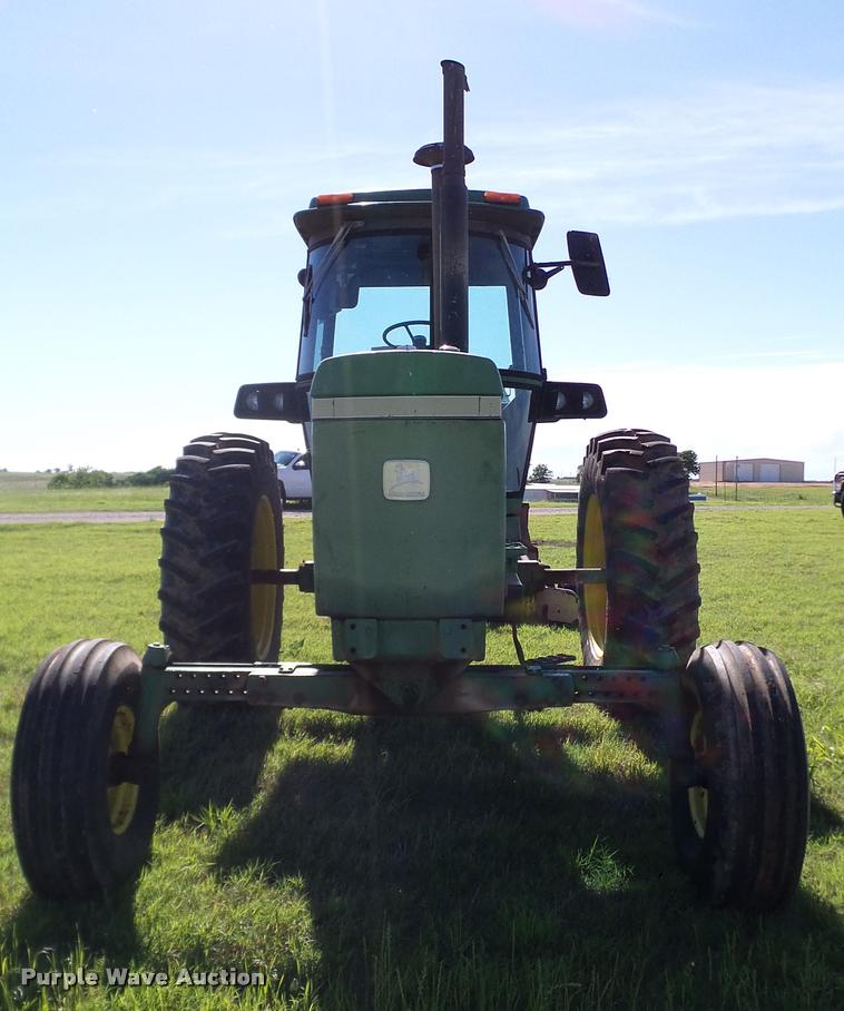 image for item DA6181 1981 John Deere 4440 tractor