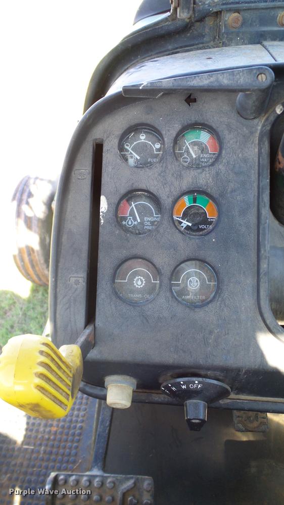 image for item DA6181 1981 John Deere 4440 tractor