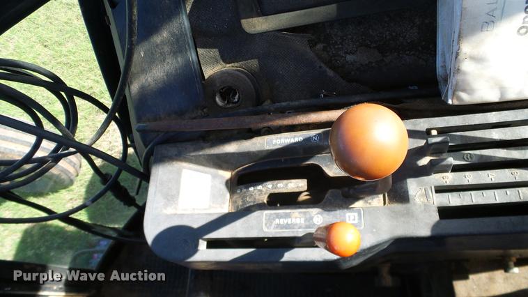 image for item DA6181 1981 John Deere 4440 tractor