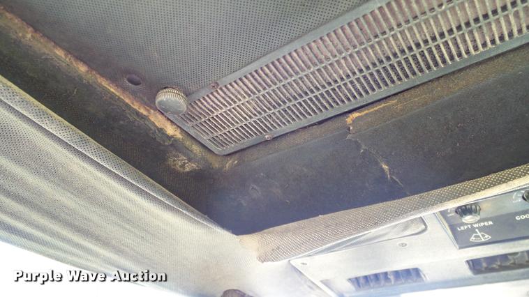 image for item DA6181 1981 John Deere 4440 tractor