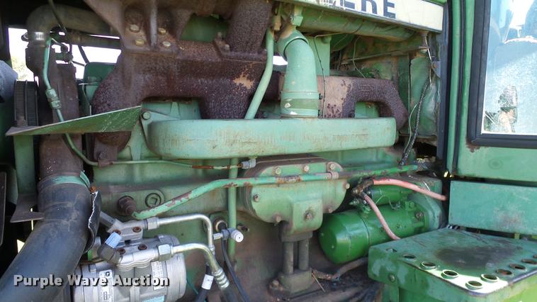 image for item DA6181 1981 John Deere 4440 tractor