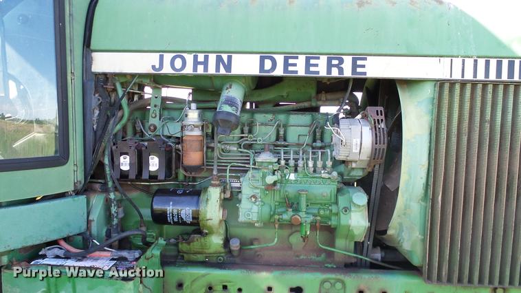 image for item DA6181 1981 John Deere 4440 tractor
