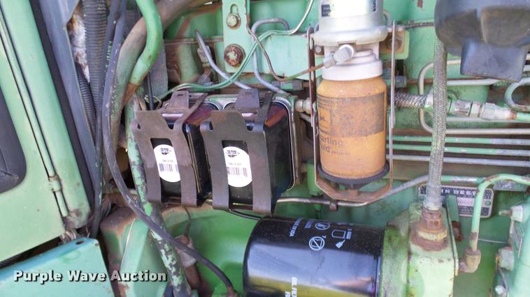 image for item DA6181 1981 John Deere 4440 tractor