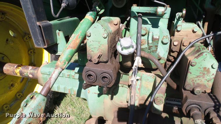 image for item DA6181 1981 John Deere 4440 tractor