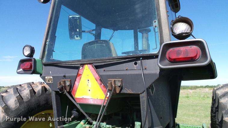 image for item DA6181 1981 John Deere 4440 tractor