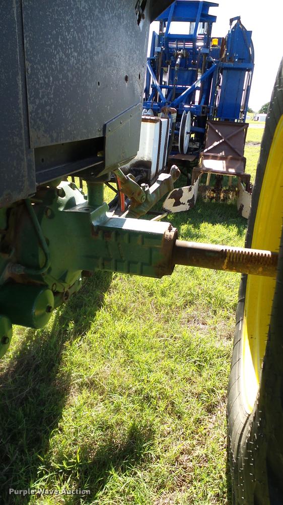 image for item DA6181 1981 John Deere 4440 tractor