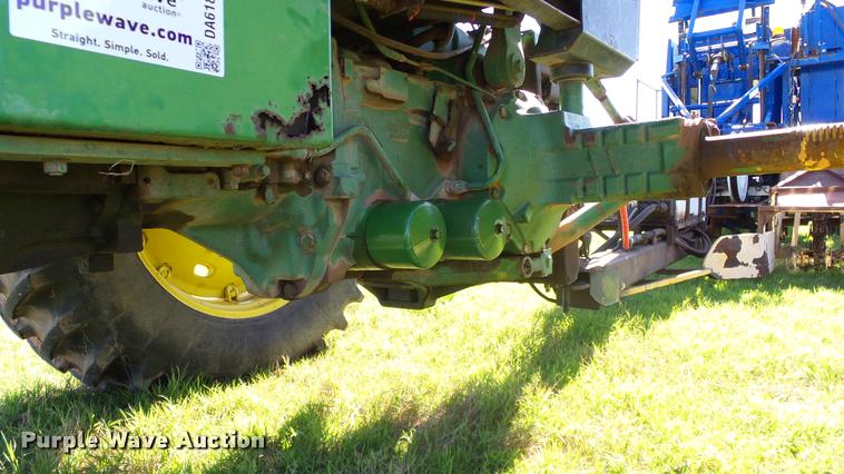 image for item DA6181 1981 John Deere 4440 tractor