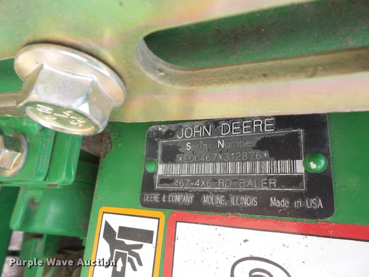 image for item DA6326 2005 John Deere 467 round baler