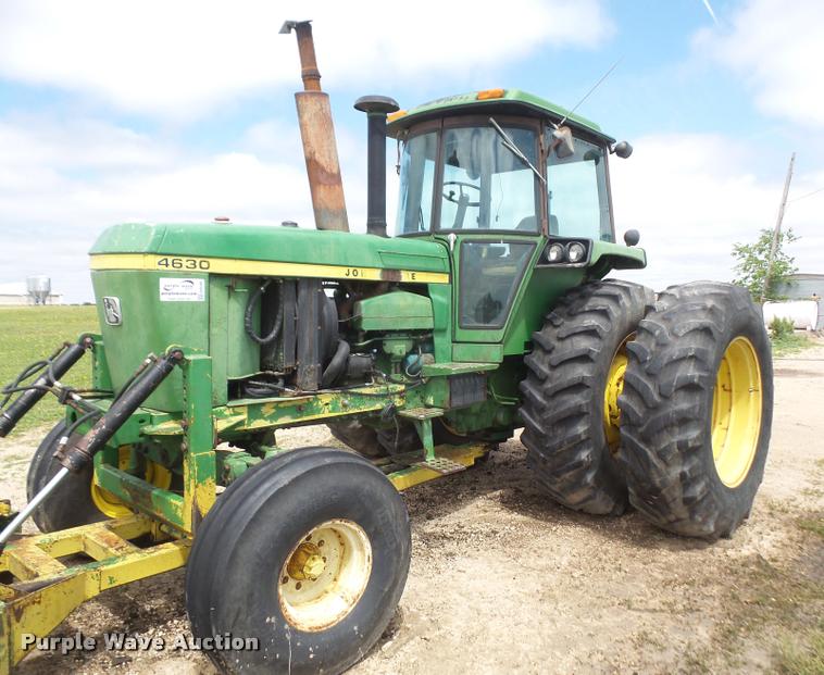 image for item DA6340 1976 John Deere 4630 tractor