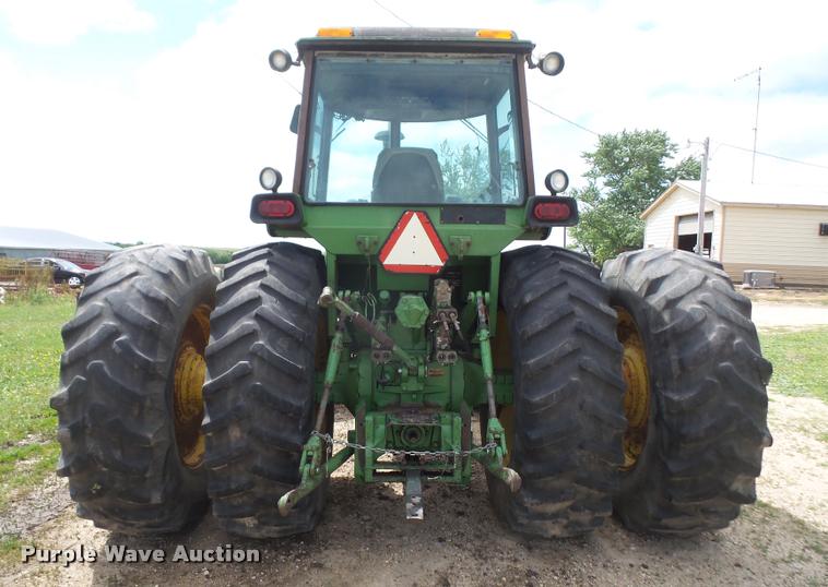 image for item DA6340 1976 John Deere 4630 tractor