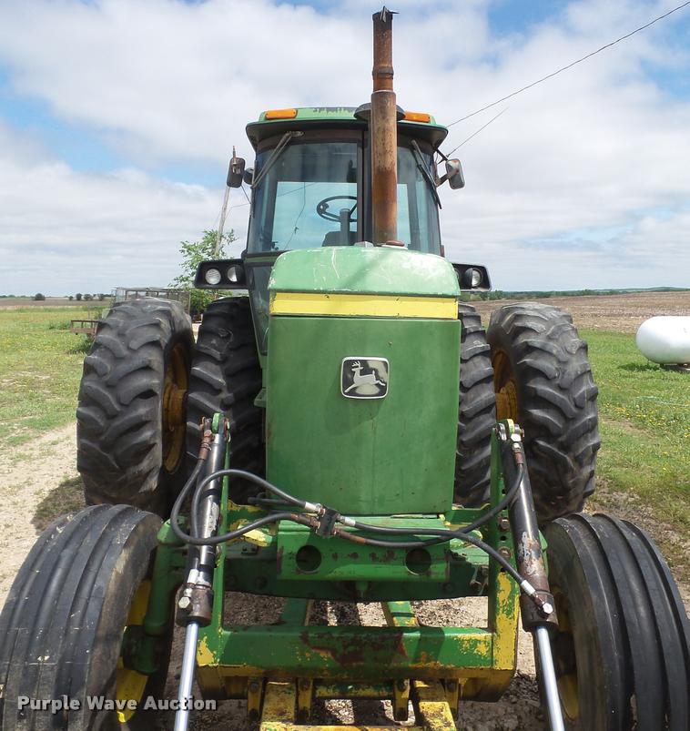 image for item DA6340 1976 John Deere 4630 tractor