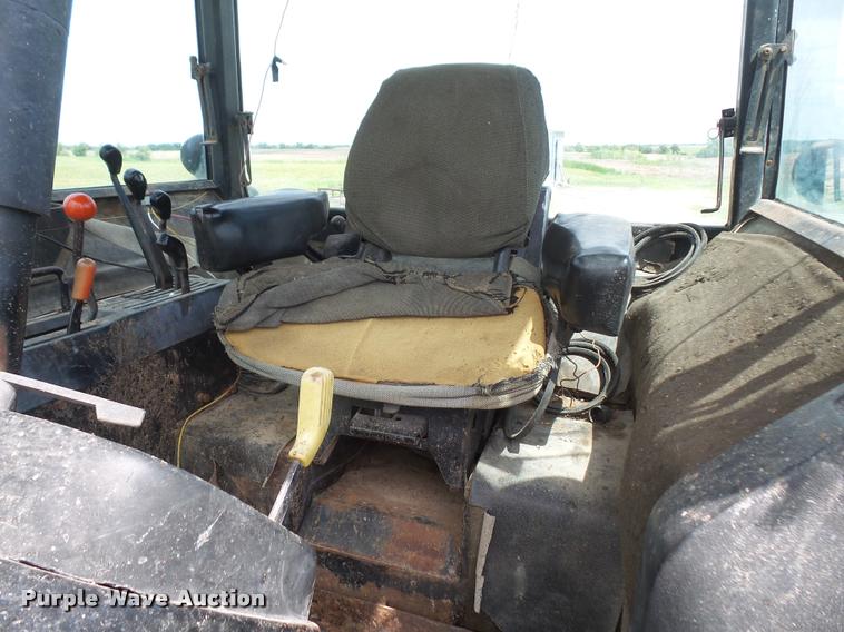 image for item DA6340 1976 John Deere 4630 tractor