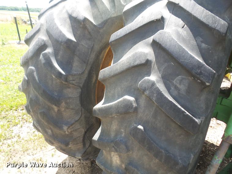 image for item DA6340 1976 John Deere 4630 tractor