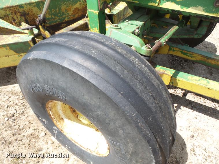 image for item DA6340 1976 John Deere 4630 tractor