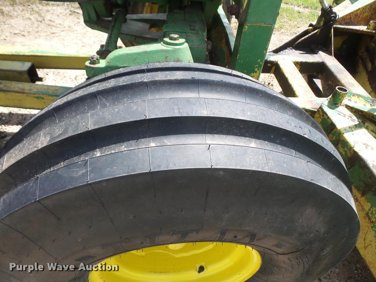 image for item DA6340 1976 John Deere 4630 tractor