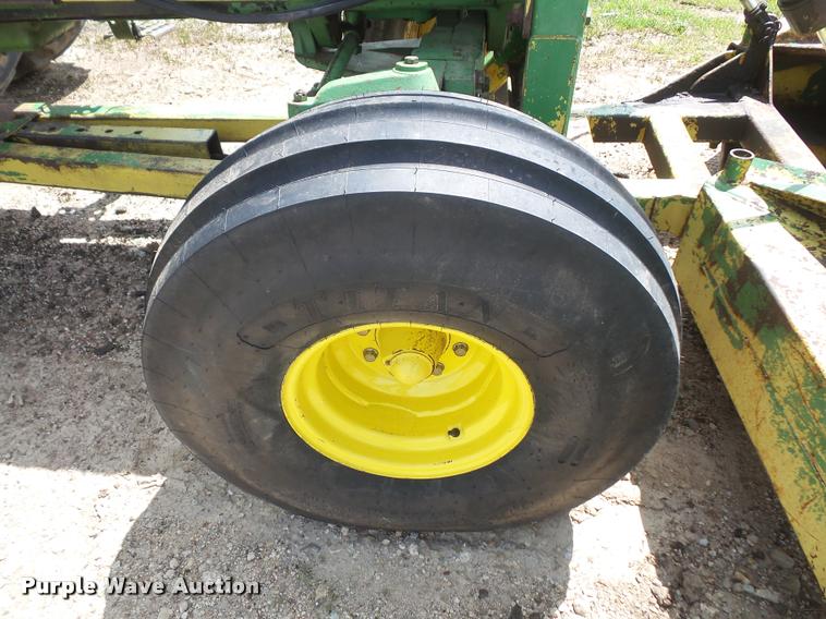 image for item DA6340 1976 John Deere 4630 tractor