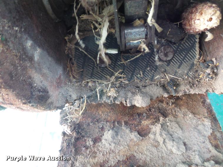 image for item DA6387 John Deere 8820 Titan II combine