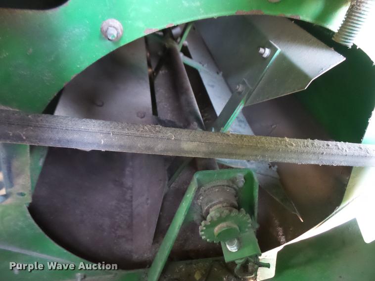 image for item DA6387 John Deere 8820 Titan II combine