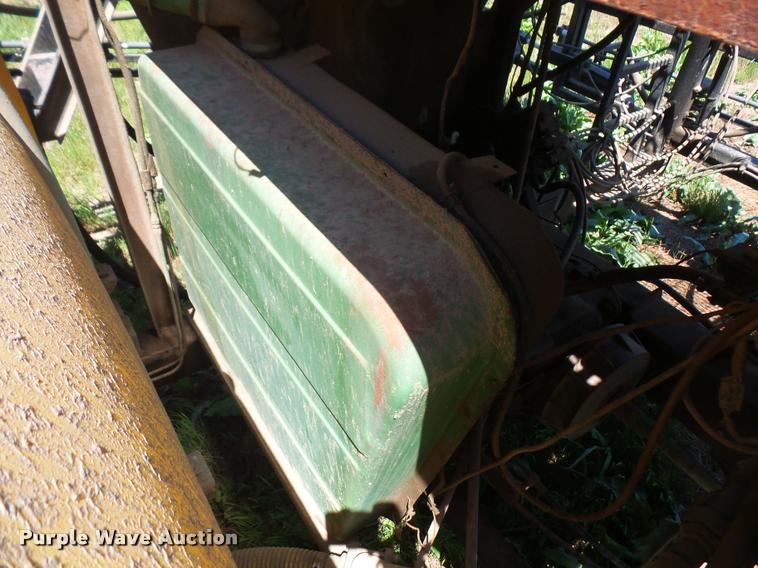 image for item DA6388 Shop built self-propelled sprayer