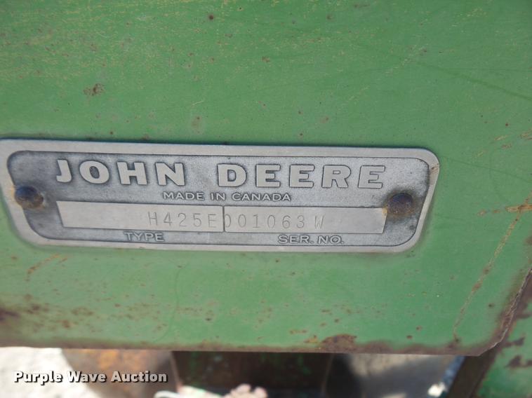 image for item DA6389 John Deere 425 off-set disk