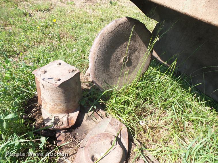 image for item DA6390 John Deere 275 disc mower