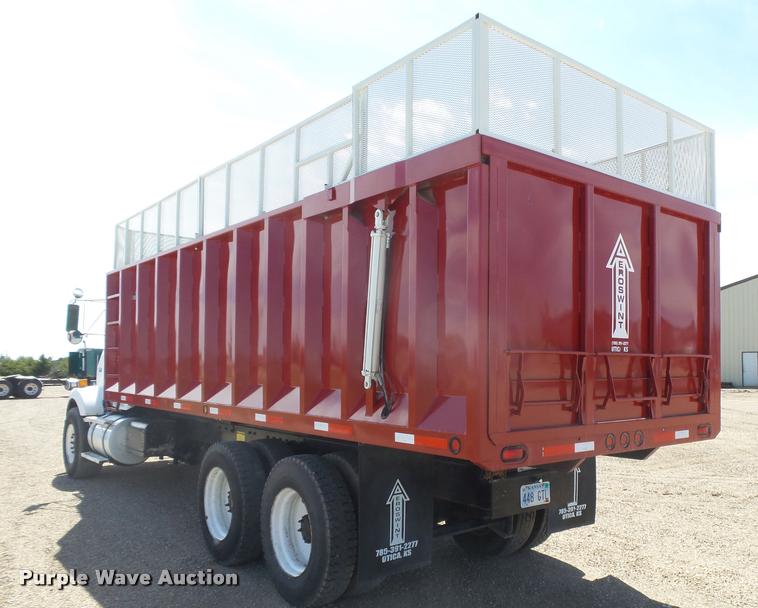 image for item DB2560 1998 Kenworth T800 silage truck