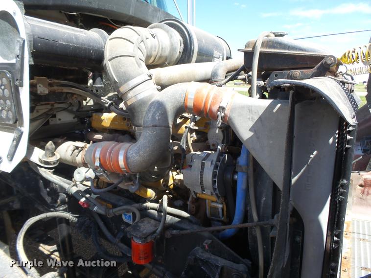 image for item DB2560 1998 Kenworth T800 silage truck