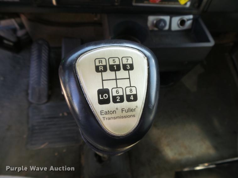 image for item DB2560 1998 Kenworth T800 silage truck