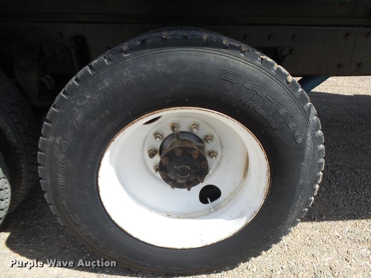 image for item DB2560 1998 Kenworth T800 silage truck