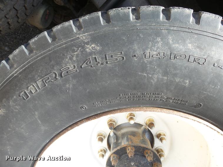 image for item DB2560 1998 Kenworth T800 silage truck