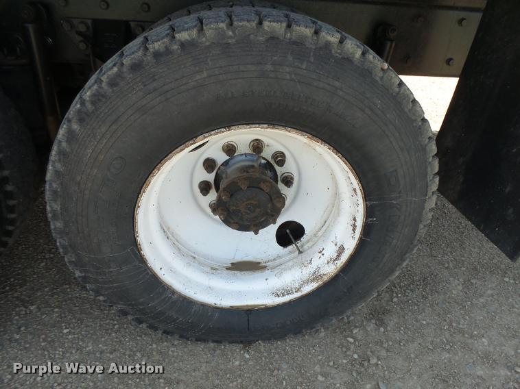 image for item DB2560 1998 Kenworth T800 silage truck