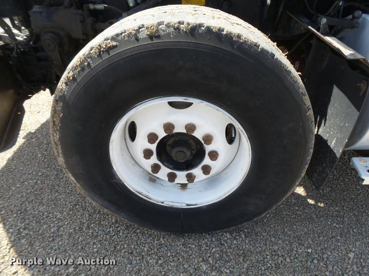 image for item DB2560 1998 Kenworth T800 silage truck