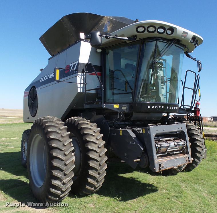image for item DB2563 2011 Gleaner S77 Tritura Super Seven RWA combine