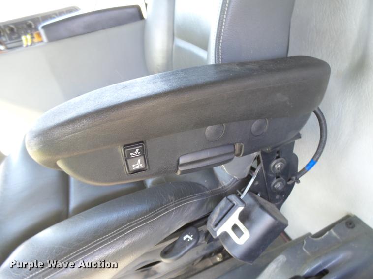 image for item DB2563 2011 Gleaner S77 Tritura Super Seven RWA combine