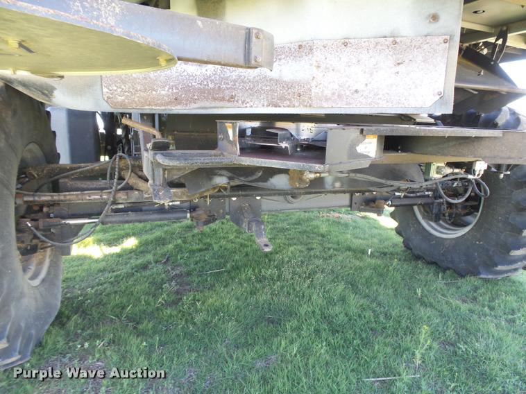 image for item DB2563 2011 Gleaner S77 Tritura Super Seven RWA combine