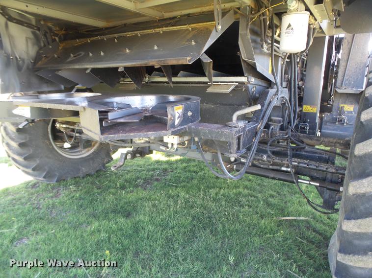 image for item DB2563 2011 Gleaner S77 Tritura Super Seven RWA combine