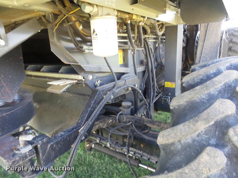 image for item DB2563 2011 Gleaner S77 Tritura Super Seven RWA combine