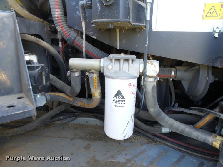 image for item DB2563 2011 Gleaner S77 Tritura Super Seven RWA combine