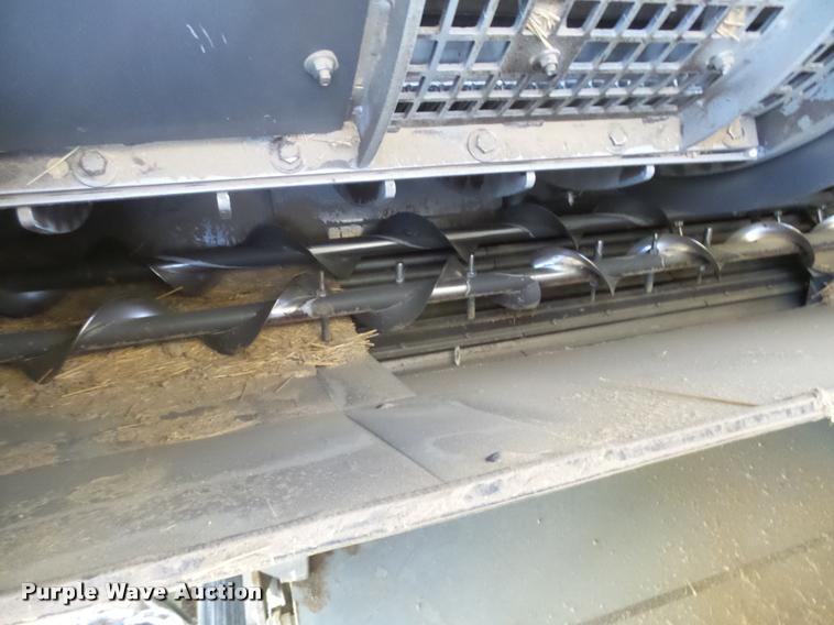 image for item DB2563 2011 Gleaner S77 Tritura Super Seven RWA combine