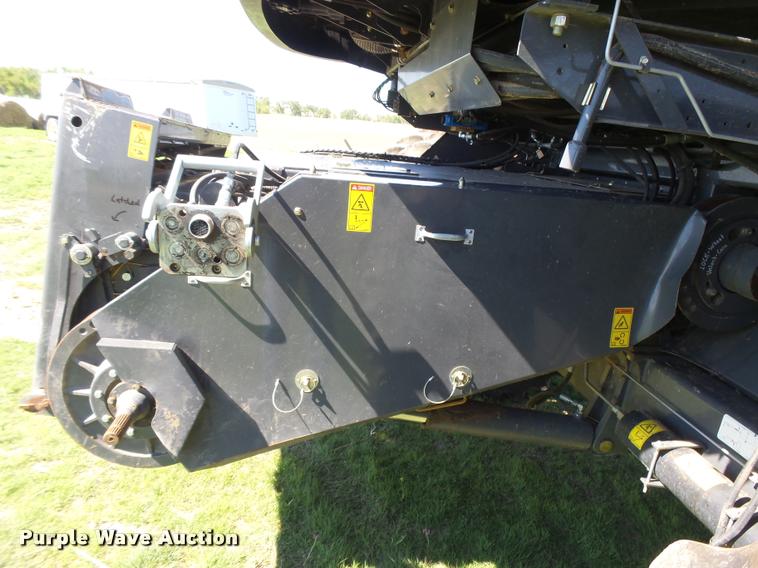image for item DB2563 2011 Gleaner S77 Tritura Super Seven RWA combine